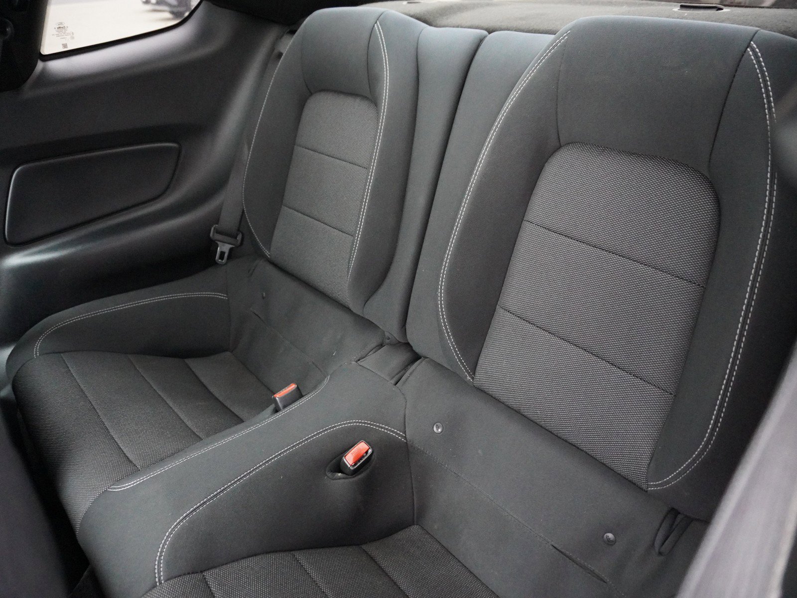 Used 2017 Ford Mustang Coupe image 11