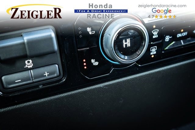 Used 2023 Chevrolet Silverado 1500 RST image 25