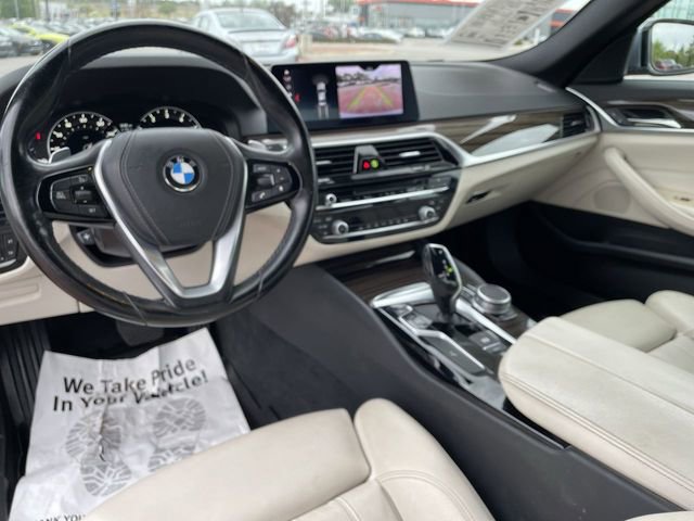 Used 2019 BMW 530i w/ Convenience Package RWD image 20