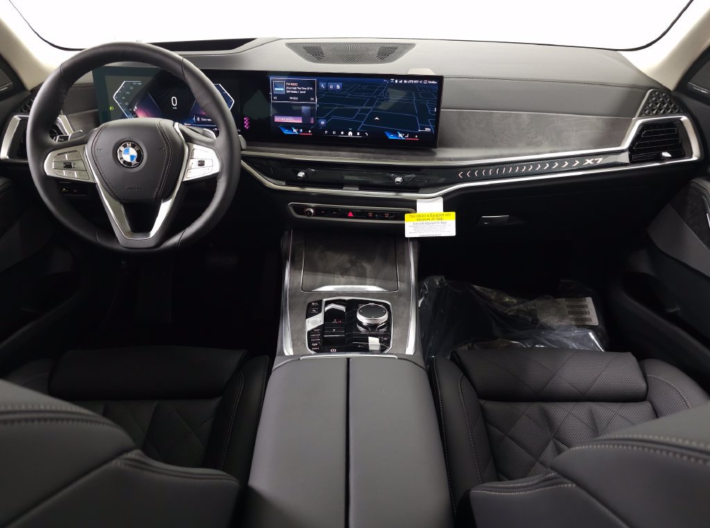 Used 2026 BMW X7 xDrive40i AWD/4WD image 14