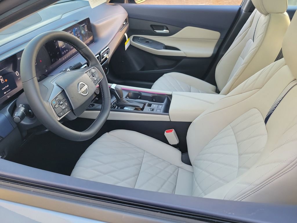 New 2026 Nissan Sentra SL w/ Floor Mat Package FWD image 3