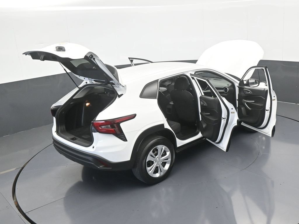 Used 2024 Chevrolet Trax LS w/ Driver Confidence Package image 61