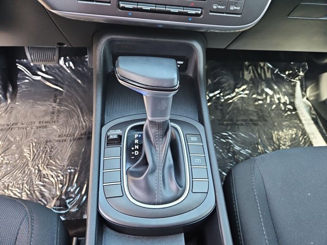 Certified 2025 Hyundai Kona SEL image 17
