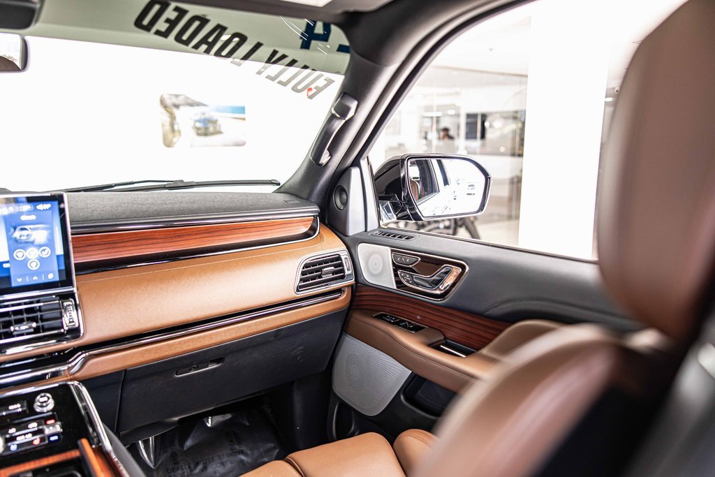 Used 2024 Lincoln Navigator Reserve w/ Equipment Group 201A image 41