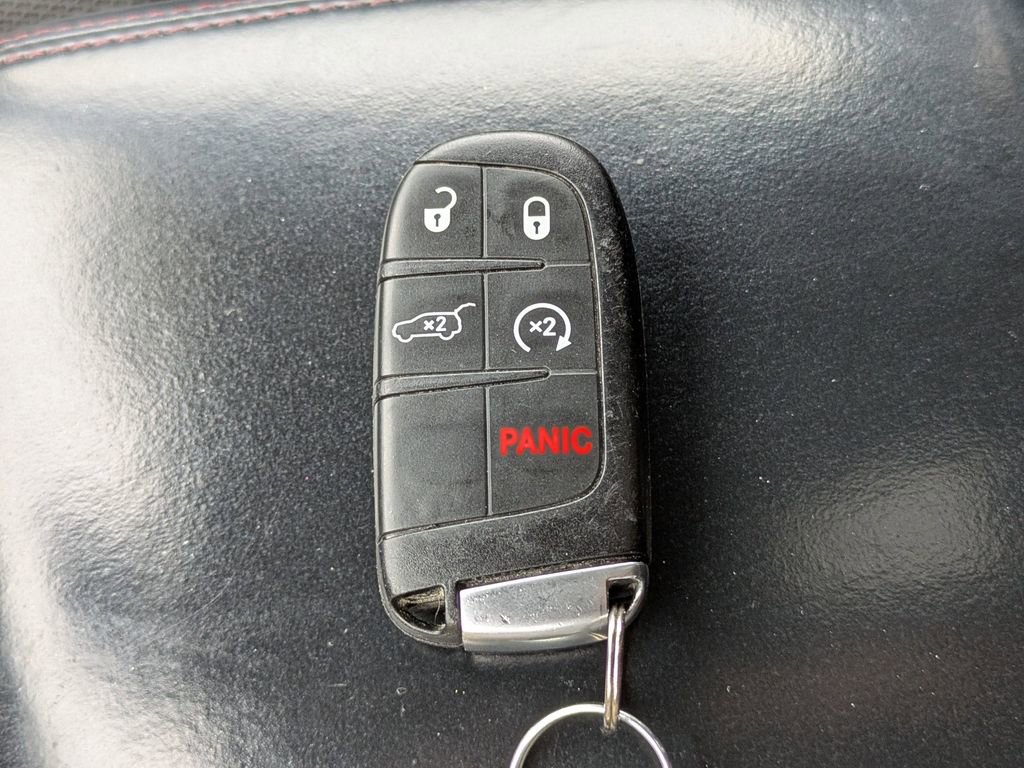 Used 2023 Dodge Durango GT image 33