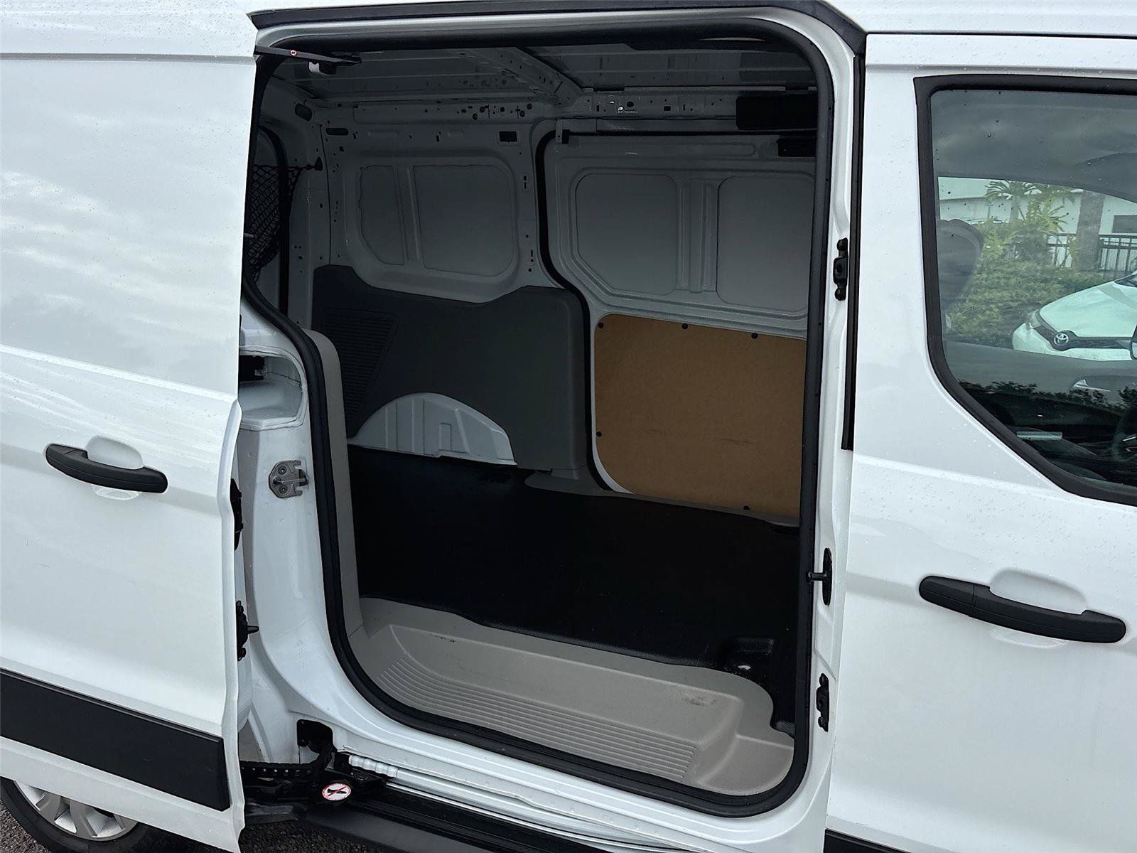 Used 2022 Ford Transit Connect XLT FWD image 25
