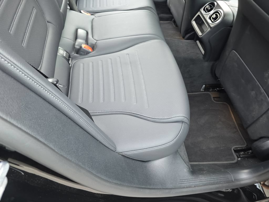 Certified 2025 Mercedes-Benz C 300 4MATIC Sedan image 15
