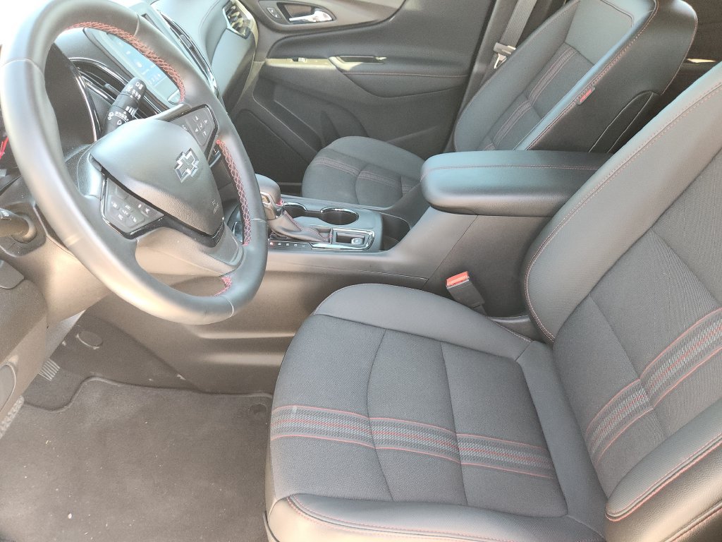 Used 2024 Chevrolet Equinox RS FWD image 14