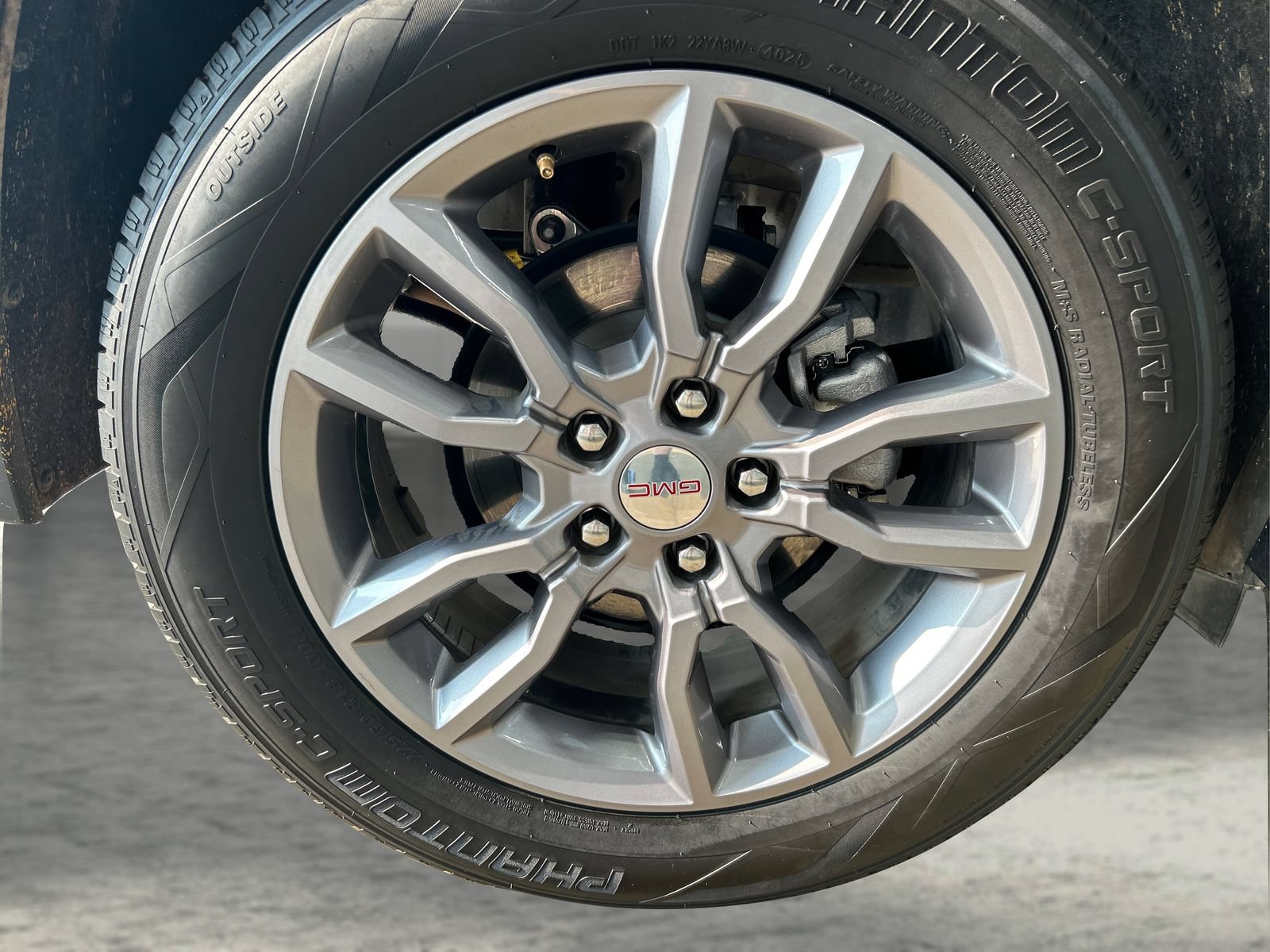 Used 2024 GMC Terrain SLT FWD image 21