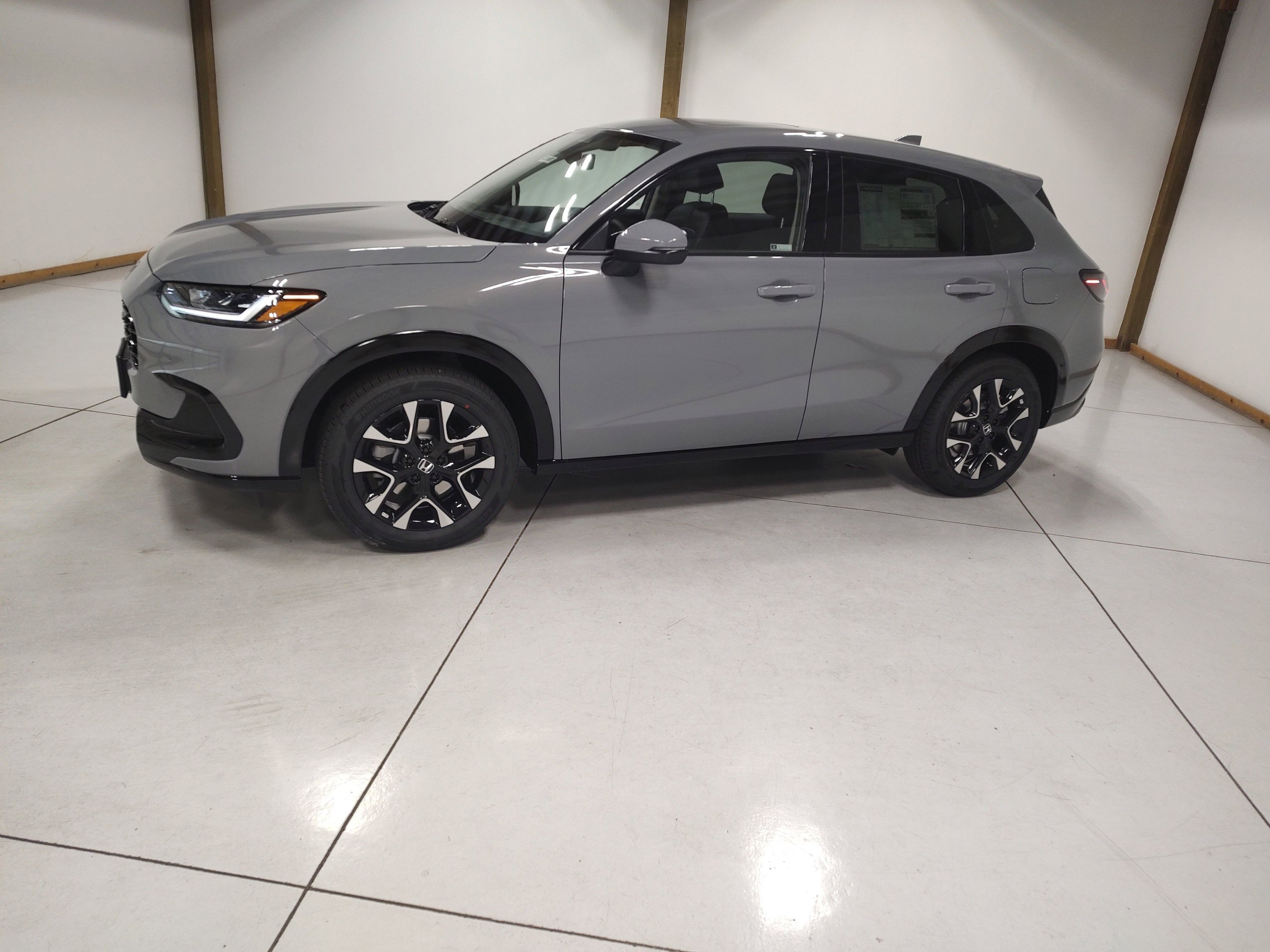 New 2027 Honda HR-V EX-L image 4