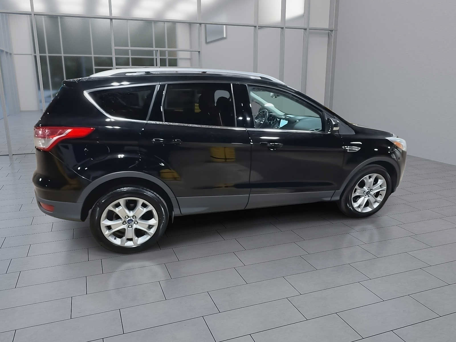 Used 2016 Ford Escape Titanium AWD/4WD image 9