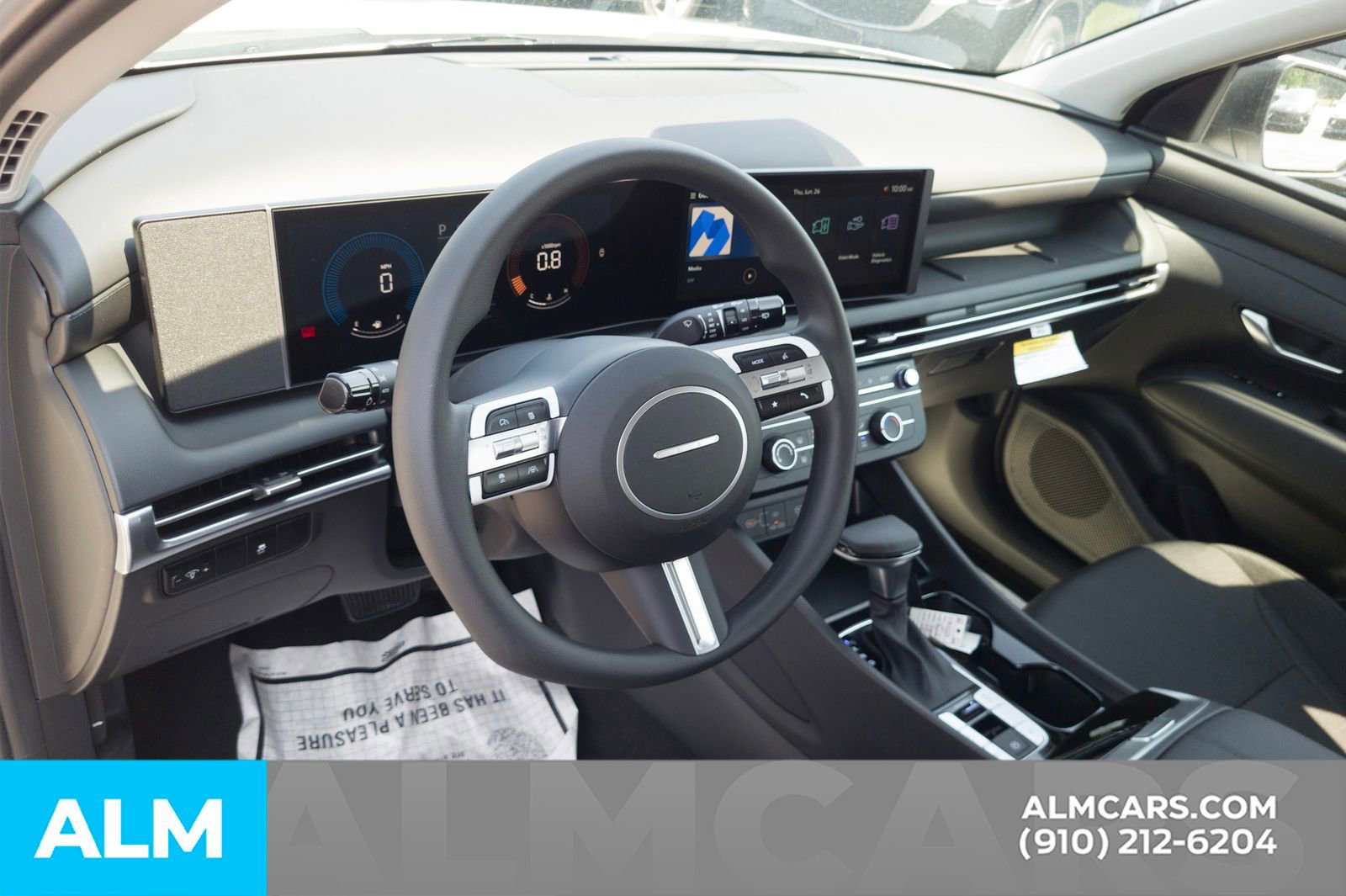 Used 2025 Hyundai Tucson SE image 15