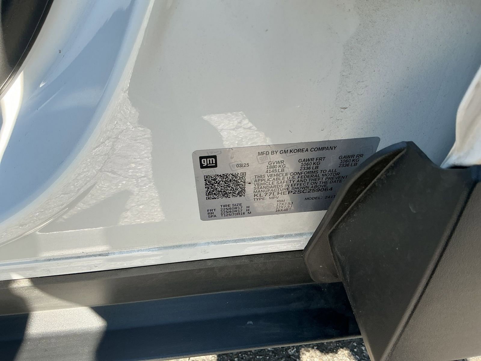 Used 2025 Chevrolet Trax LT w/ LT Convenience Package FWD image 23