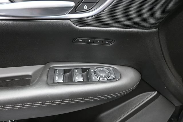 Used 2019 Cadillac XT5 Platinum AWD/4WD image 10