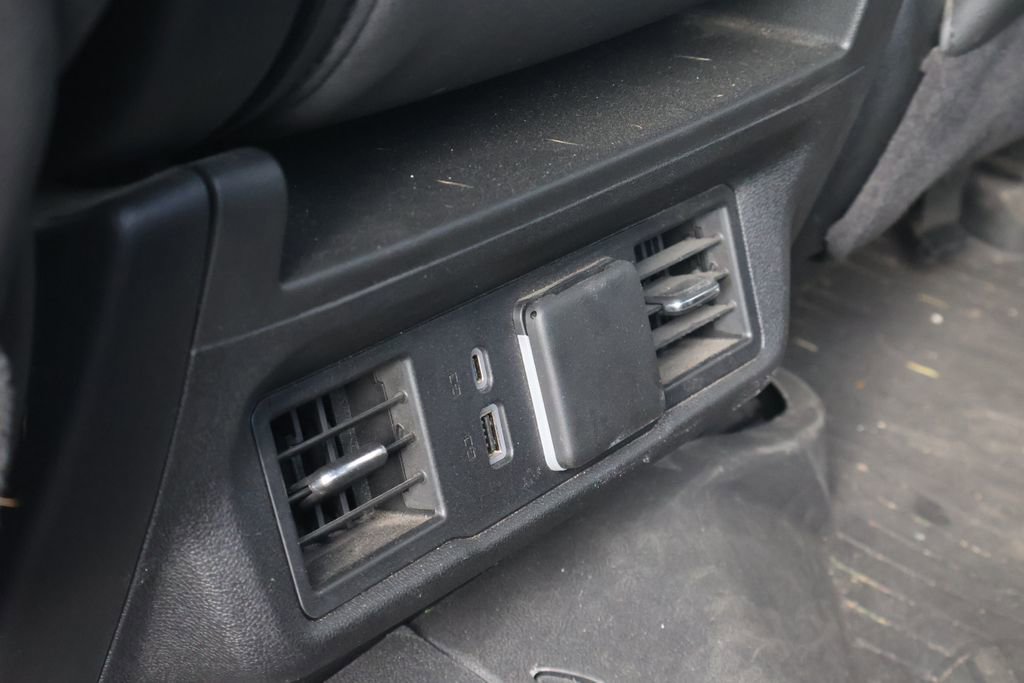 Used 2024 Chevrolet Silverado 2500 LTZ AWD/4WD image 36