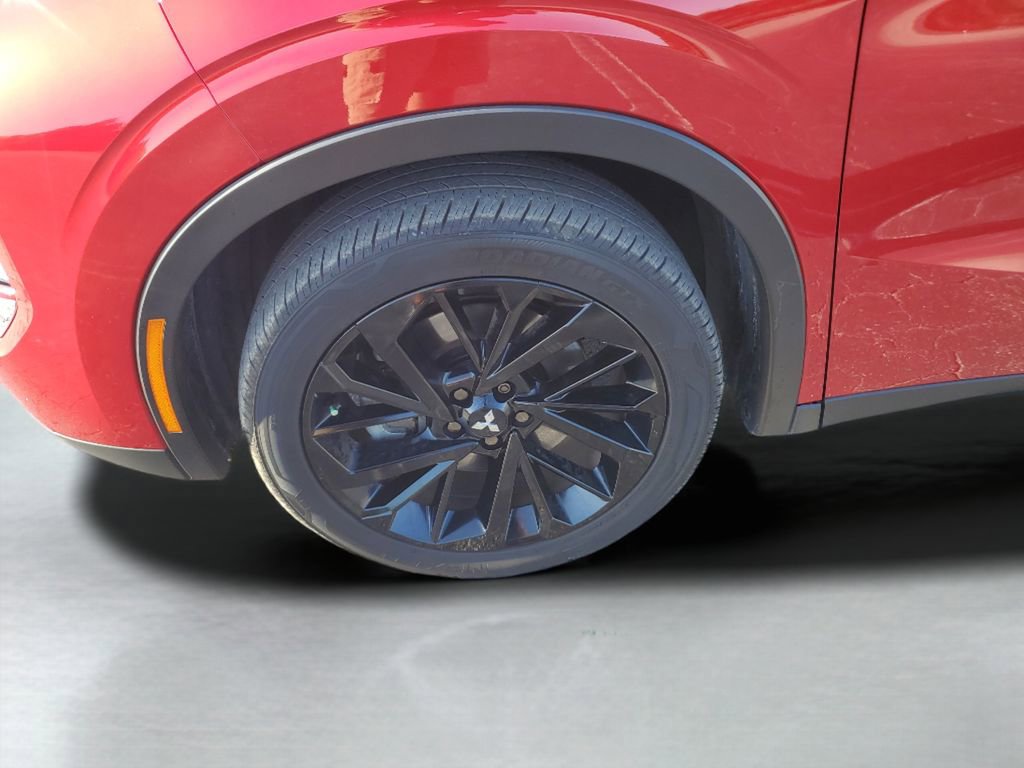 Used 2024 Mitsubishi Outlander SE Black Edition FWD image 26