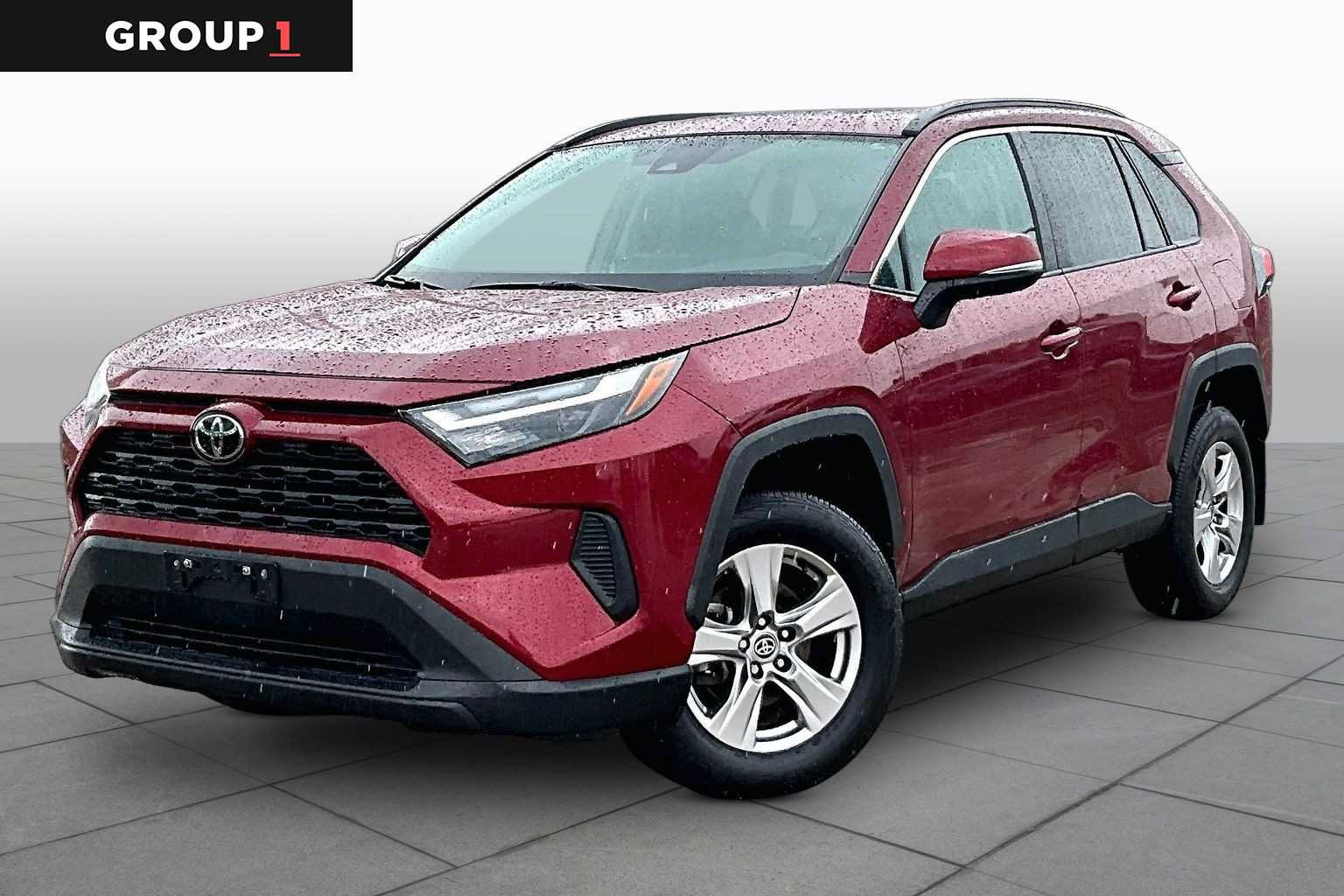 Used 2023 Toyota RAV4 XLE w/ Convenience Package FWD video 1