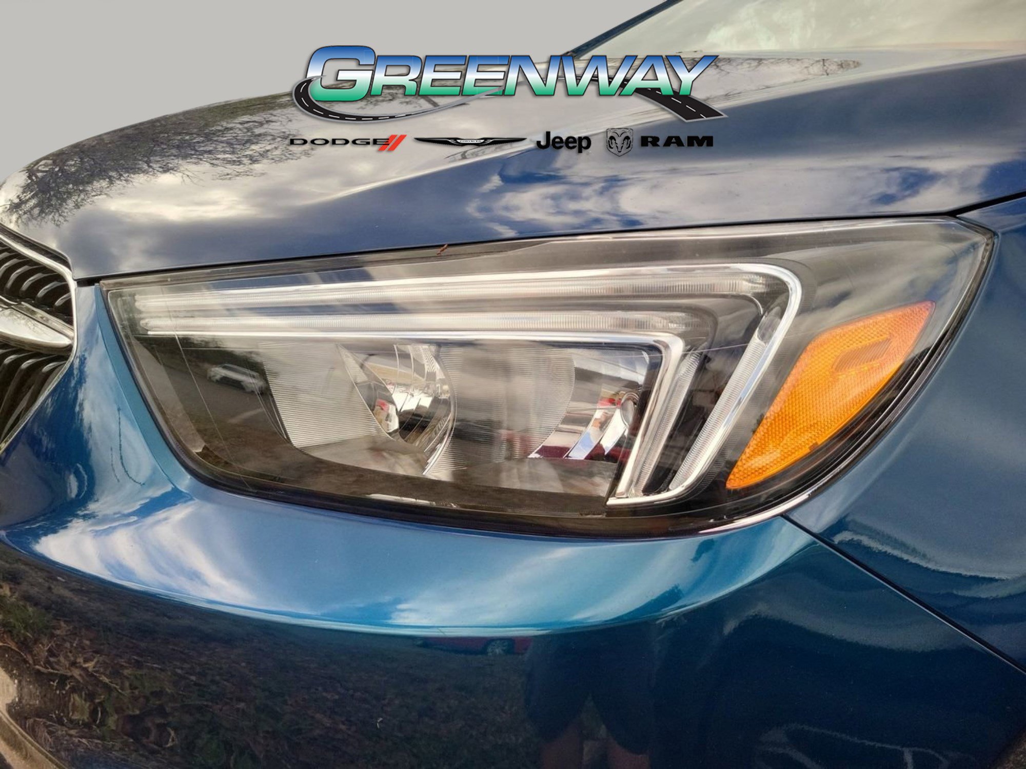 Used 2020 Buick Encore Preferred w/ Safety Package image 27