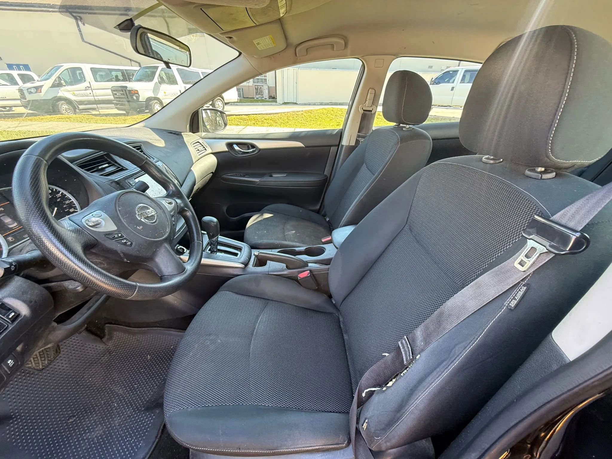 Used 2019 Nissan Sentra S image 10