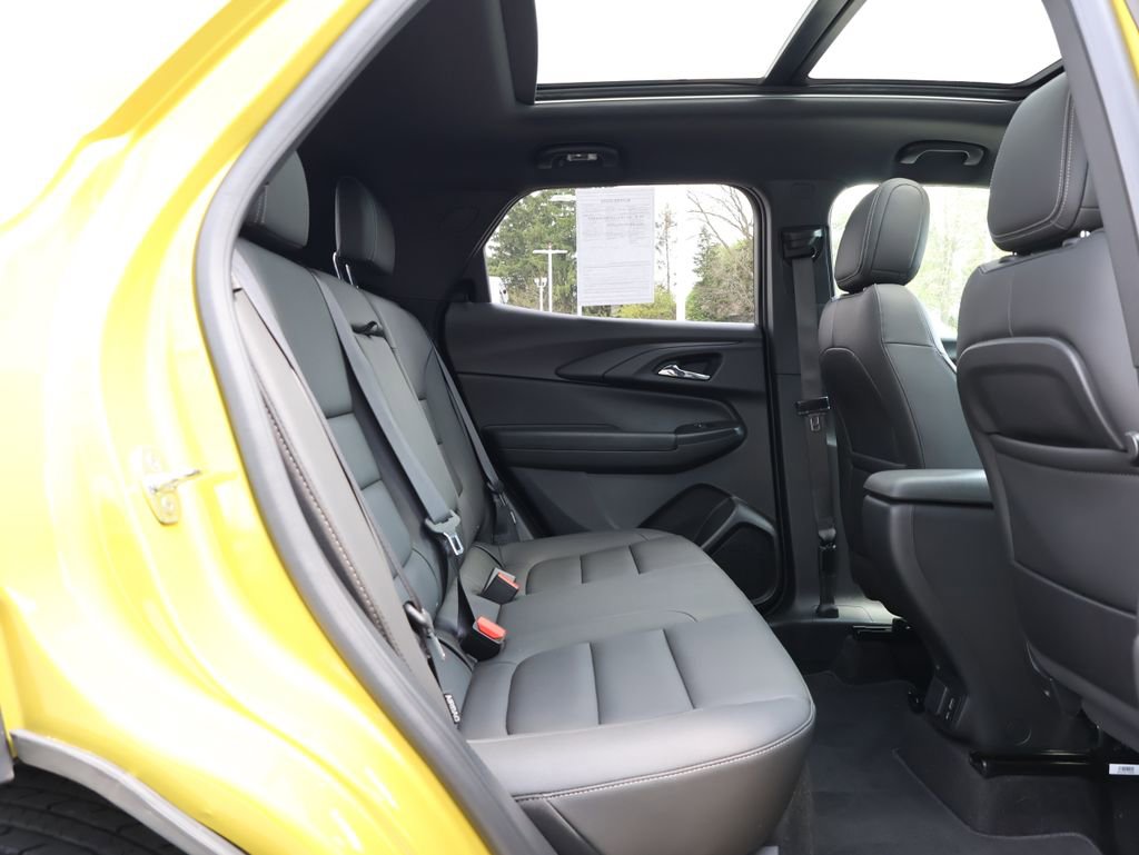 Used 2023 Chevrolet TrailBlazer ACTIV w/ Sun and Liftgate Package FWD image 33