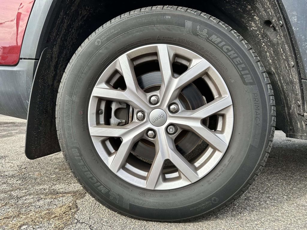 Used 2022 Jeep Grand Cherokee L Limited AWD/4WD image 6