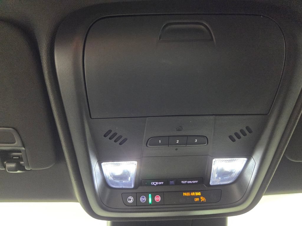 Used 2024 Cadillac XT4 Premium Luxury FWD image 14