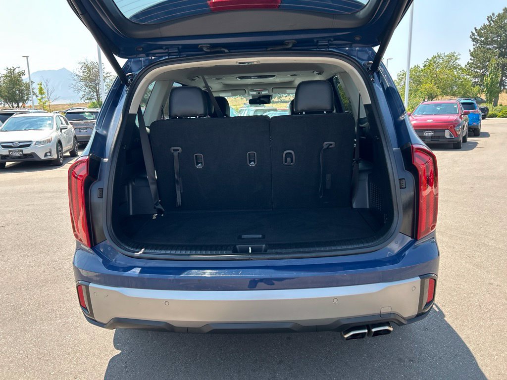 Used 2025 Kia Telluride S AWD/4WD image 16