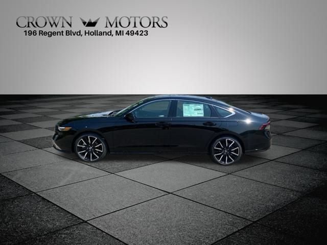 New 2025 Honda Accord Touring image 4