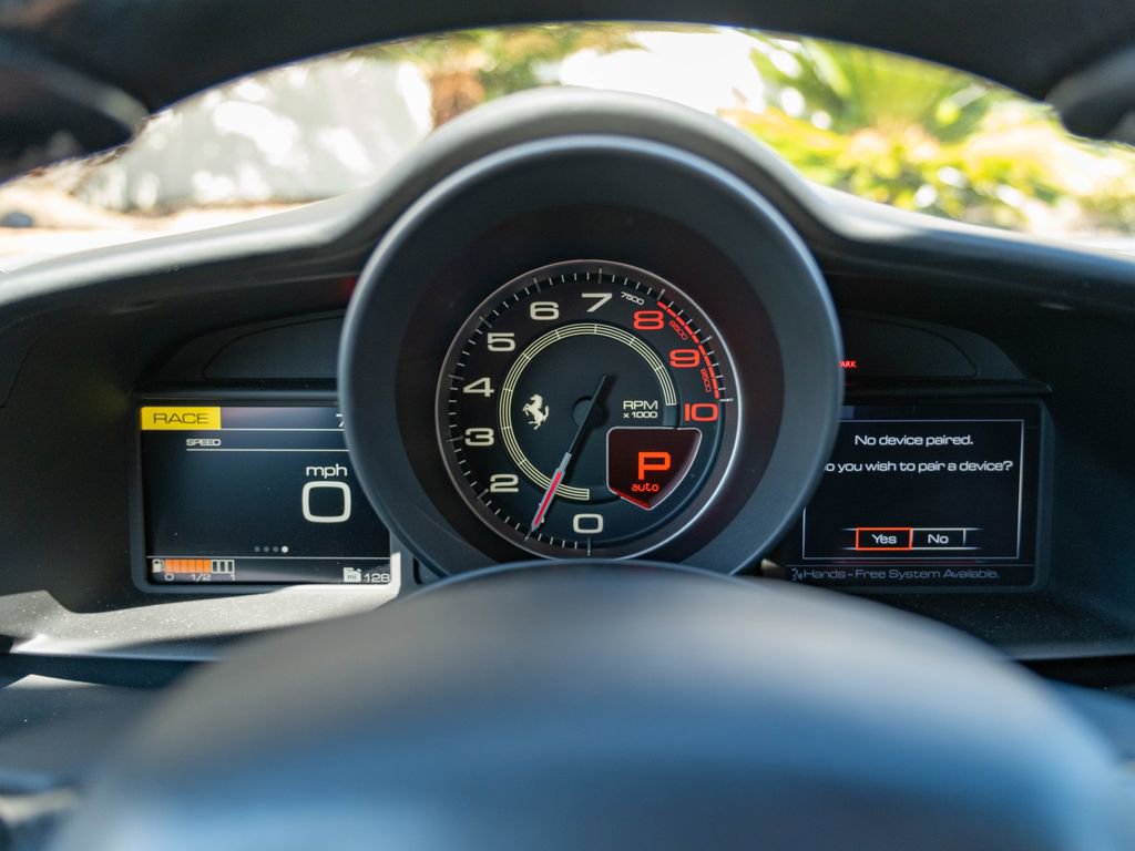 Used 2018 Ferrari 488 GTB image 13