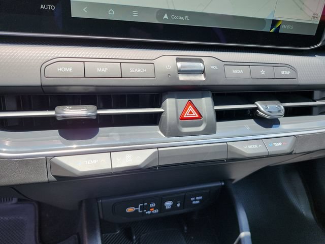 New 2026 Kia K4 GT-Line w/ GT-Line Premium Package FWD image 23