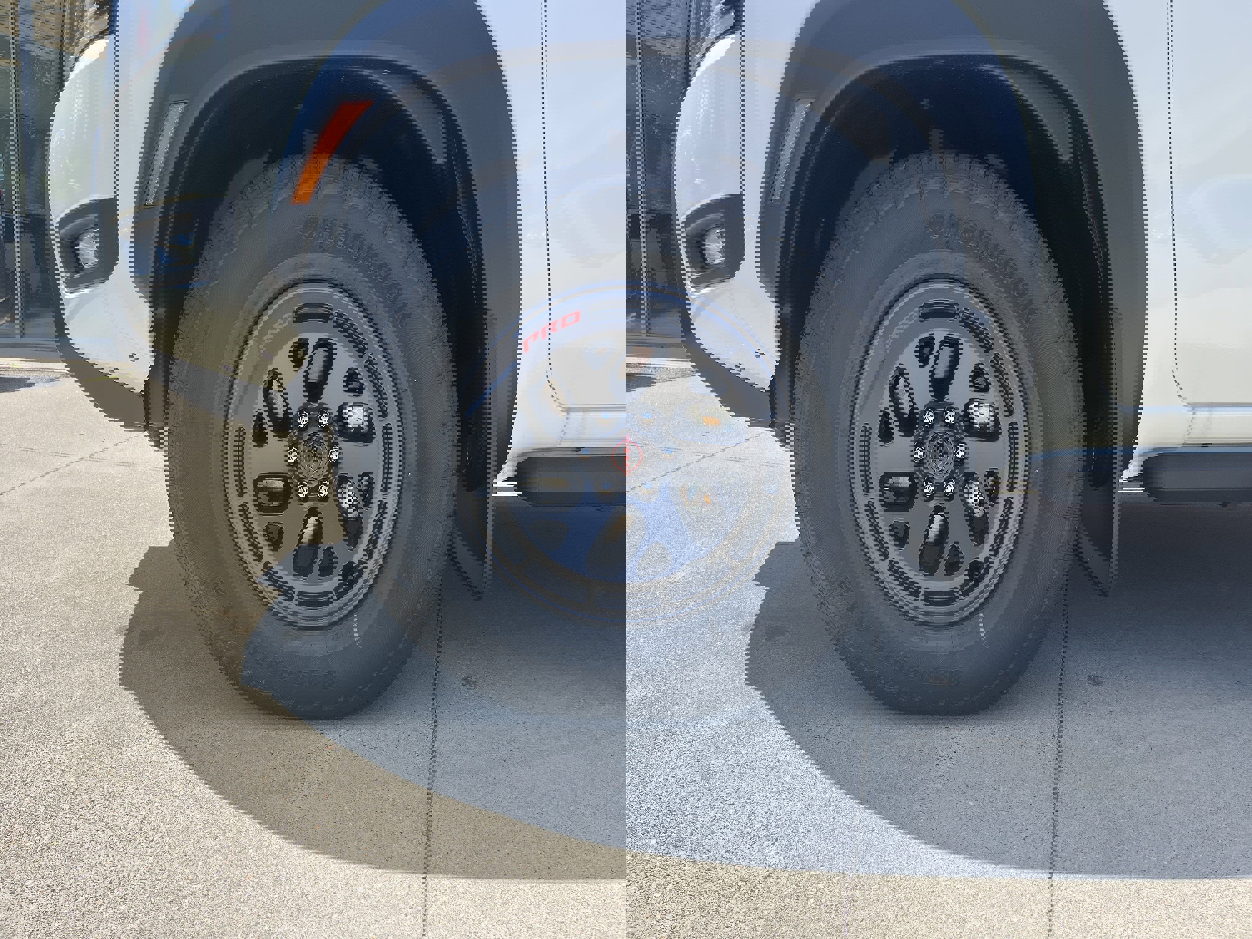 New 2025 Nissan Frontier PRO-4X image 11