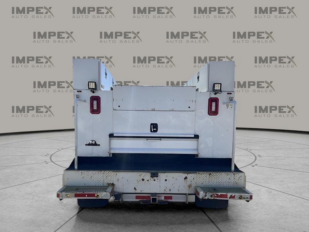 Used 2019 Ford F550 4x4 Regular Cab Super Duty image 6