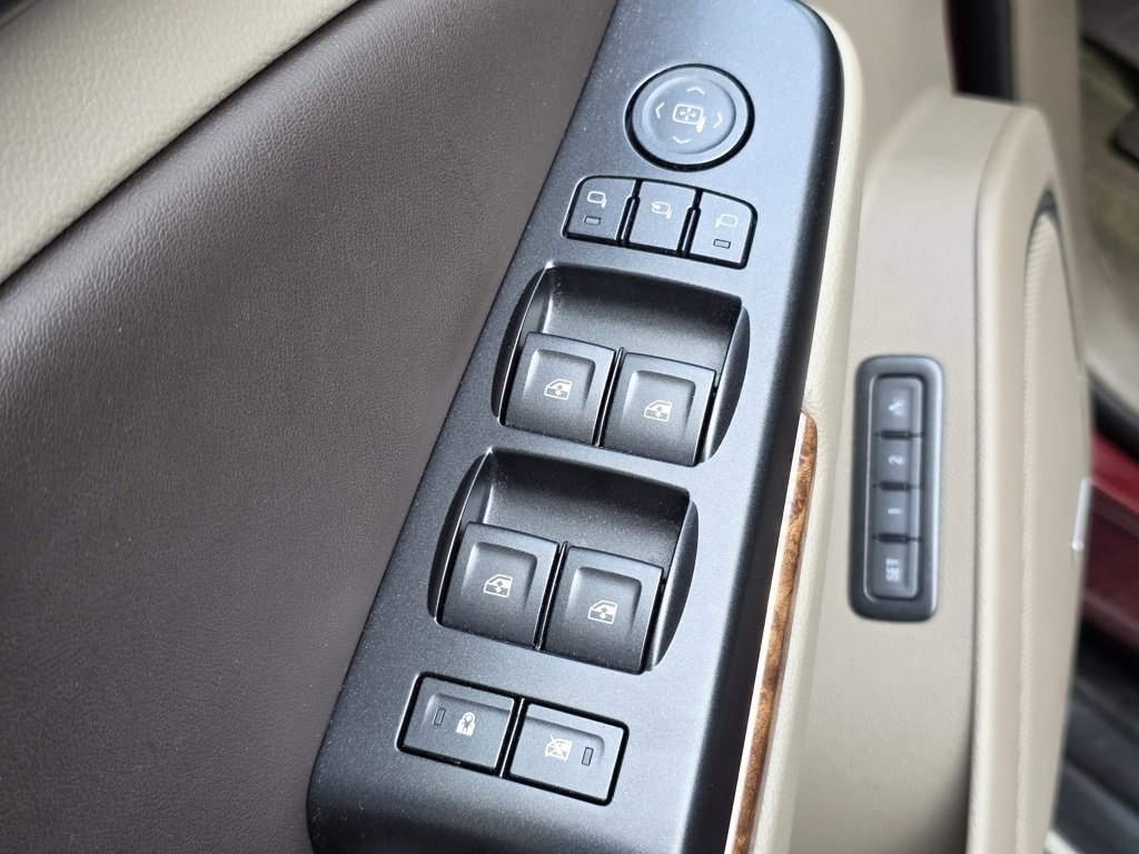 Used 2017 Chevrolet Tahoe Premier image 18