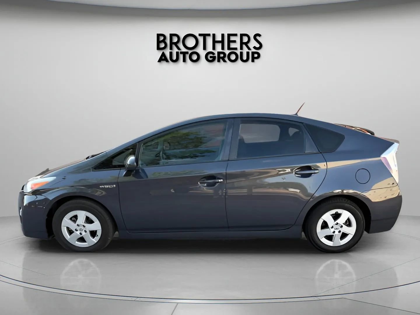 Used 2010 Toyota Prius Three image 4