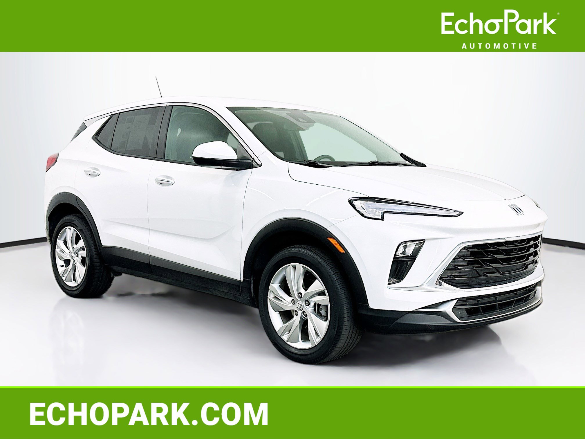 Used 2025 Buick Encore GX Preferred AWD/4WD image 1