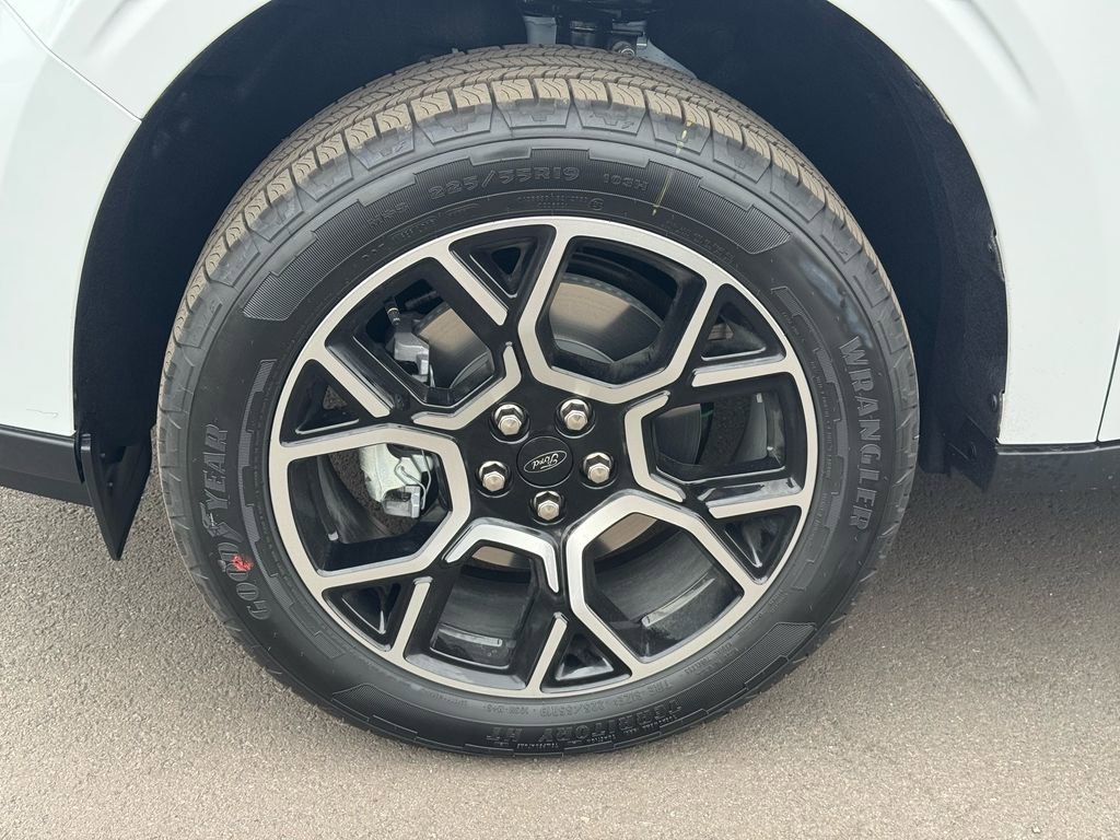 New 2026 Ford Maverick Lariat AWD/4WD image 7
