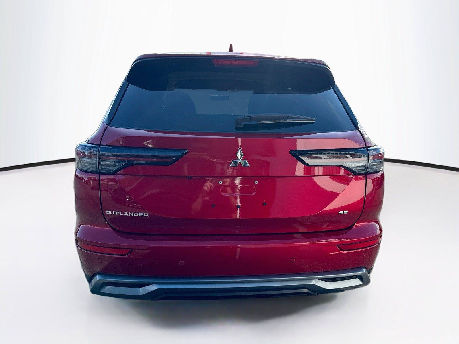 New 2026 Mitsubishi Outlander SE FWD image 4
