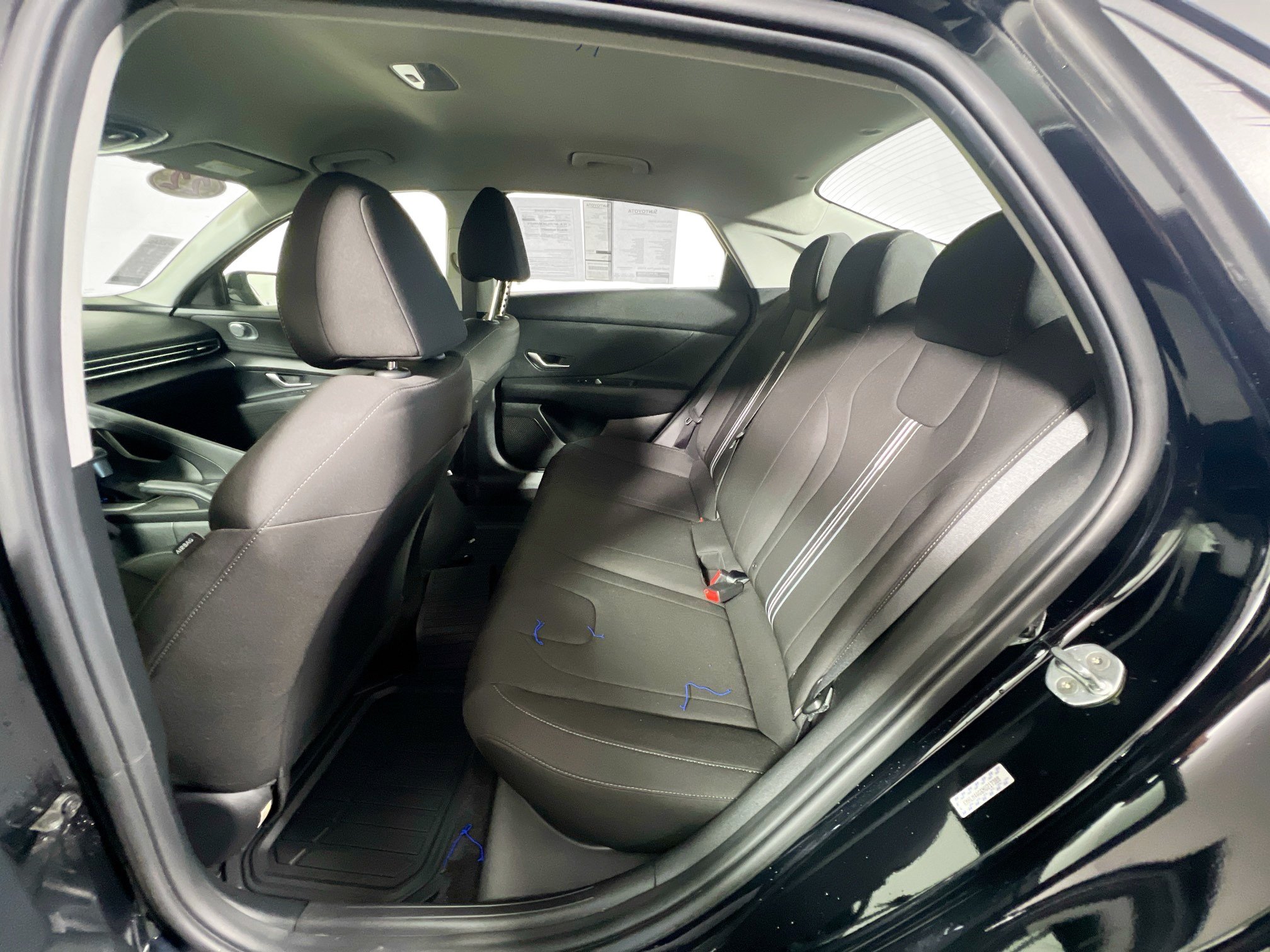 Used 2022 Hyundai Elantra SEL w/ Cargo Package FWD image 27