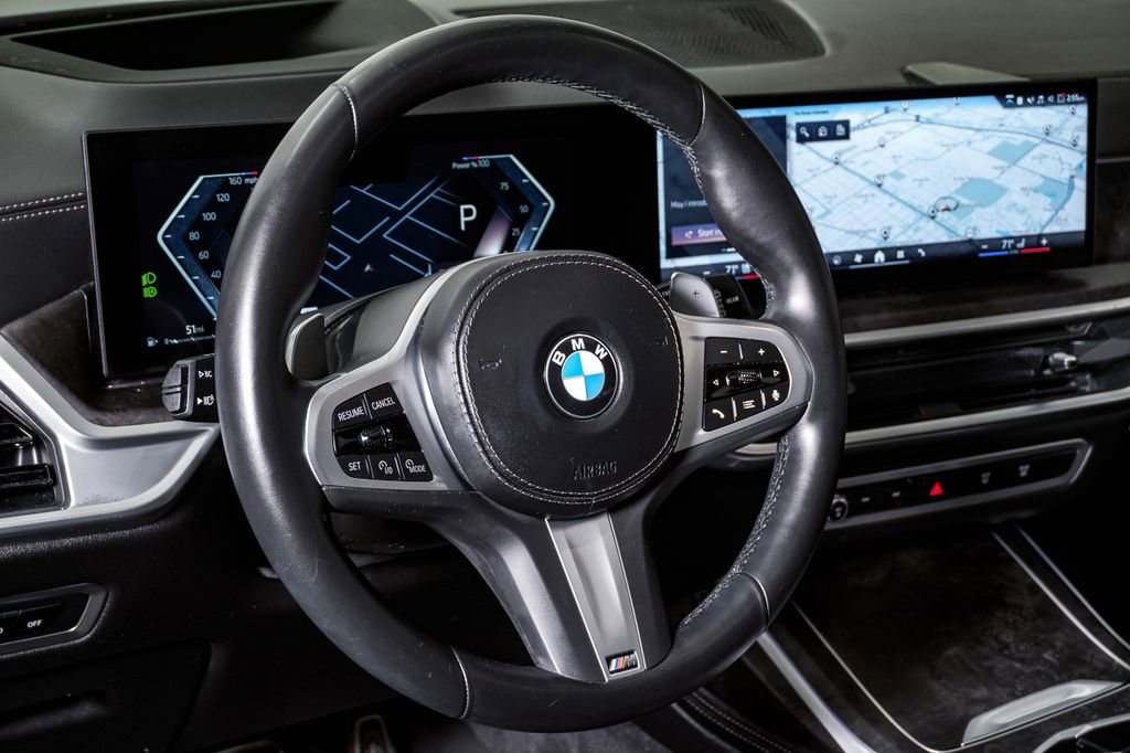 Used 2024 BMW X7 xDrive40i w/ M Sport Package image 20