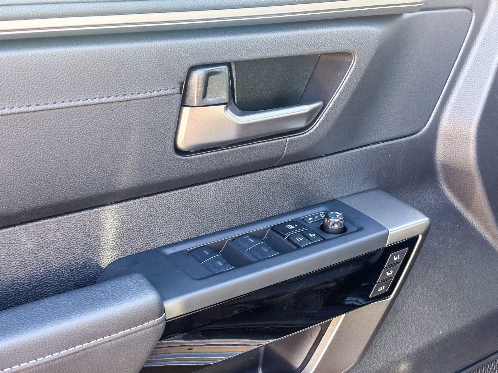 New 2026 Toyota Tundra Limited AWD/4WD image 22