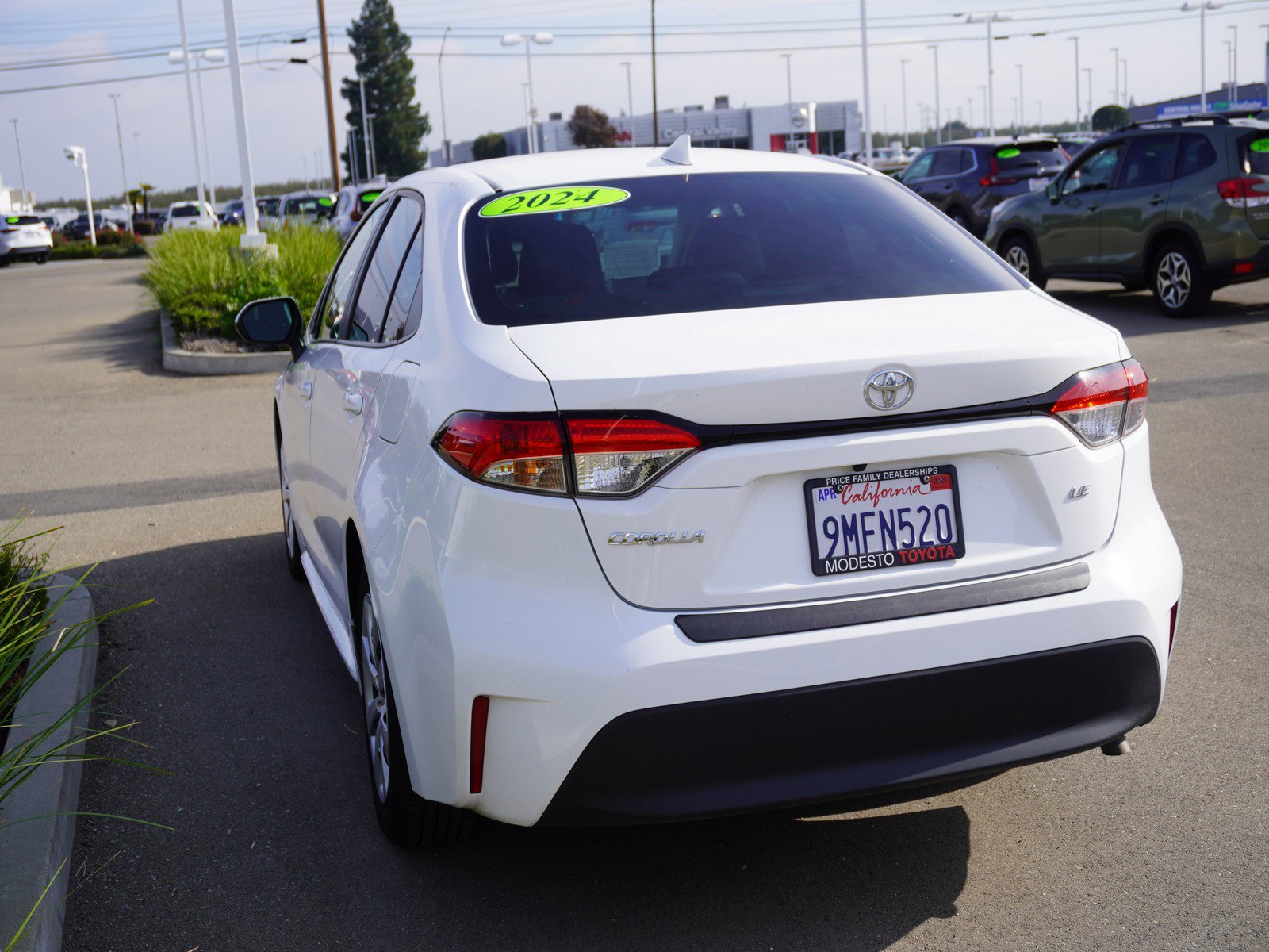 Used 2024 Toyota Corolla LE image 8