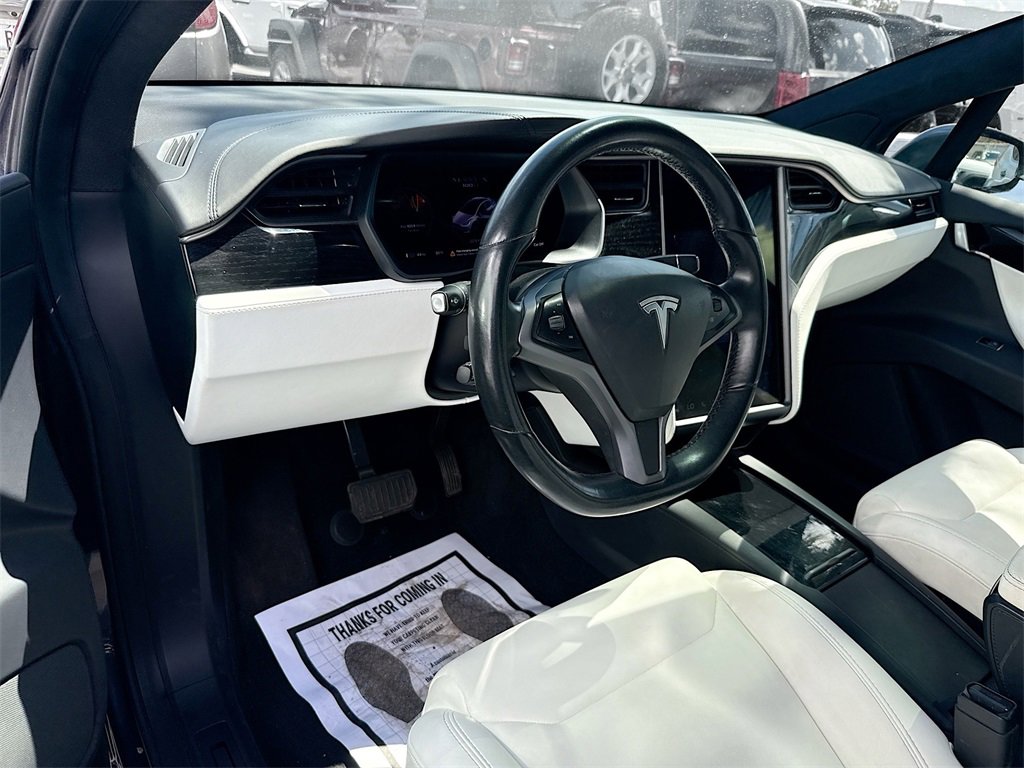 Used 2019 Tesla Model X 100D image 10