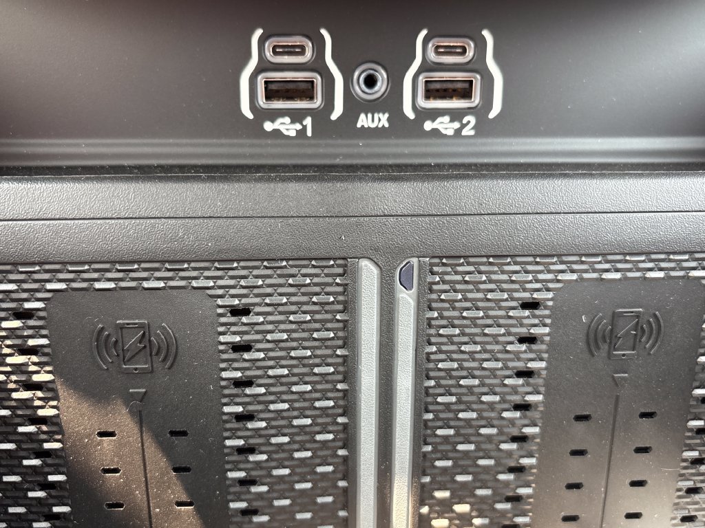 New 2026 RAM 3500 Big Horn AWD/4WD image 19