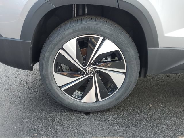 New 2026 Volkswagen Taos SE AWD/4WD image 5