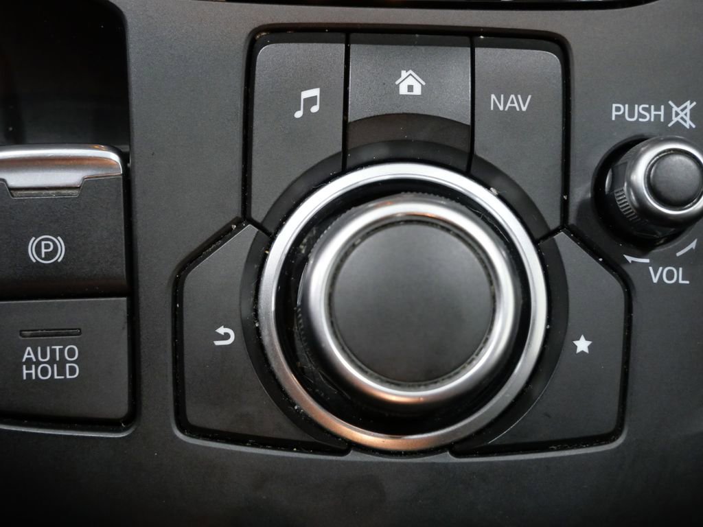 Used 2018 MAZDA CX-5 Touring w/ Preferred Equipment Package image 22