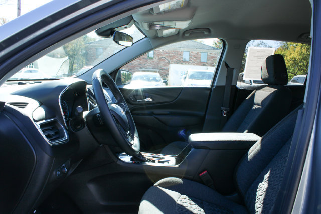 Used 2024 Chevrolet Equinox LT FWD image 12