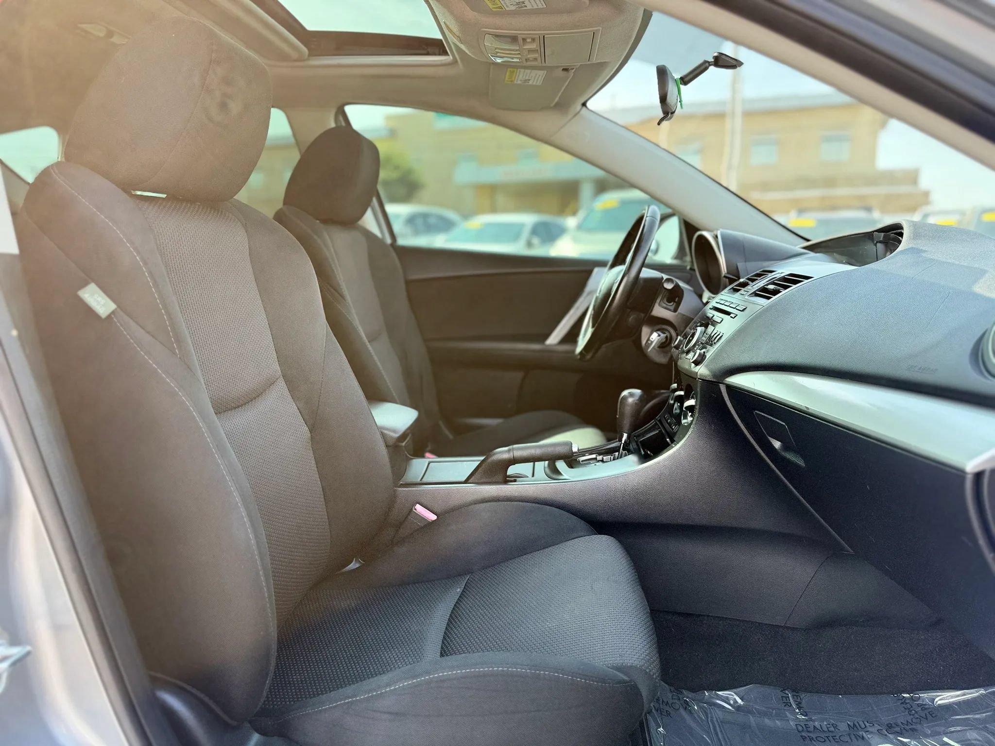 Used 2012 MAZDA MAZDA3 s Touring FWD image 24