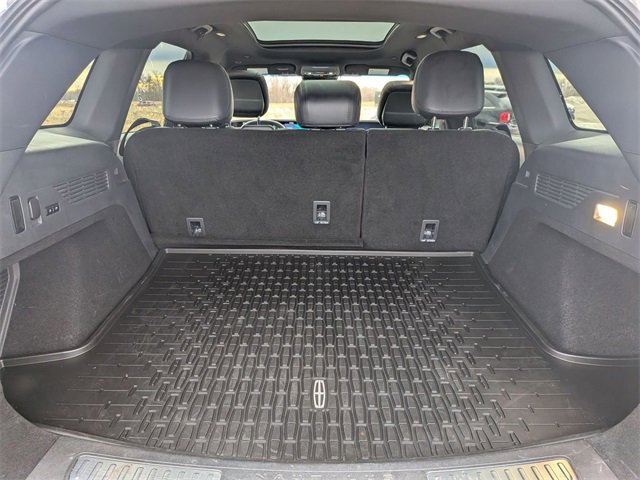 Certified 2024 Lincoln Nautilus Premier w/ Equipment Group 102A image 25