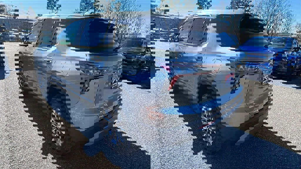 New 2026 Chevrolet Equinox LT w/ Convenience Package II image 7