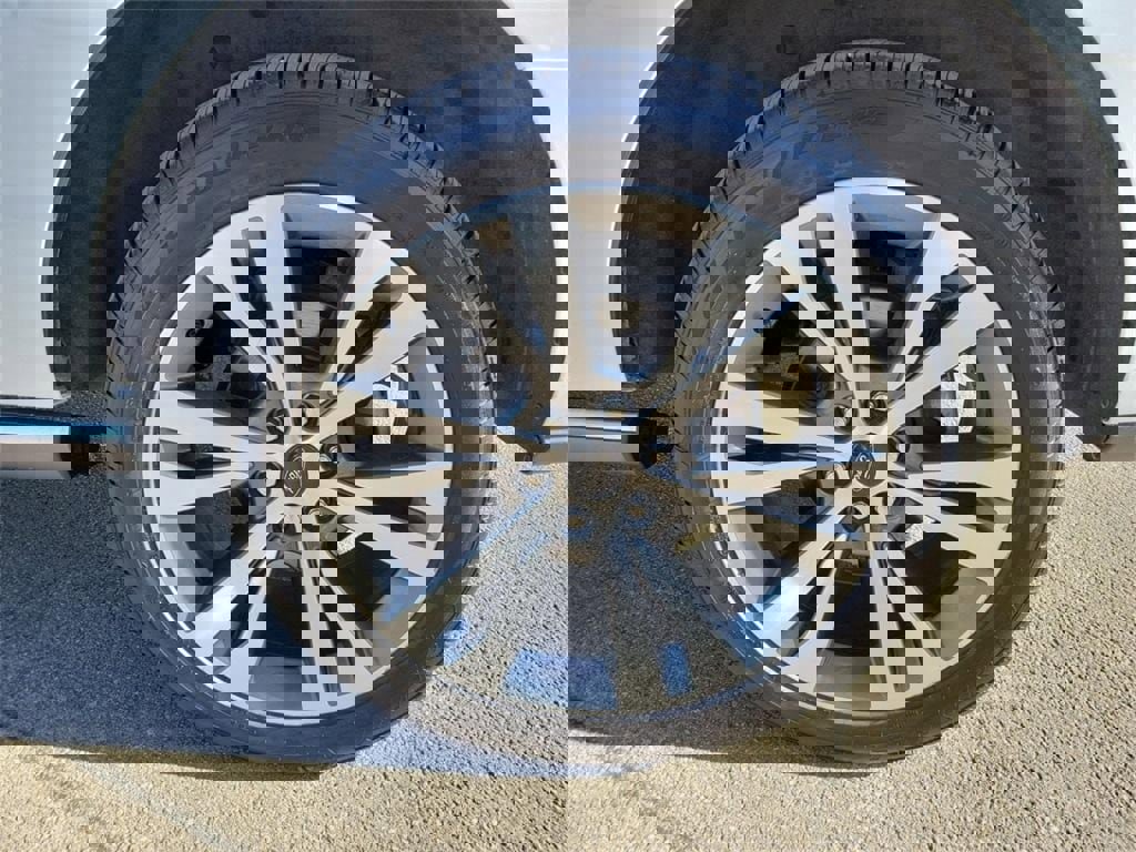 Used 2021 Ford Expedition Limited image 11